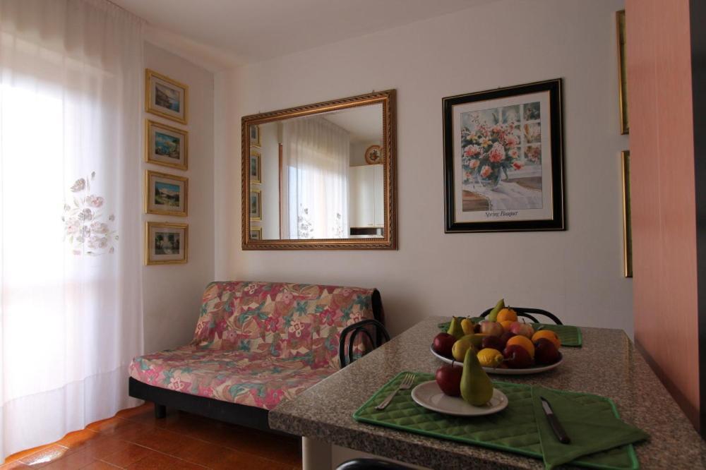 Residence Valbella Con Piscina Бибионе Экстерьер фото
