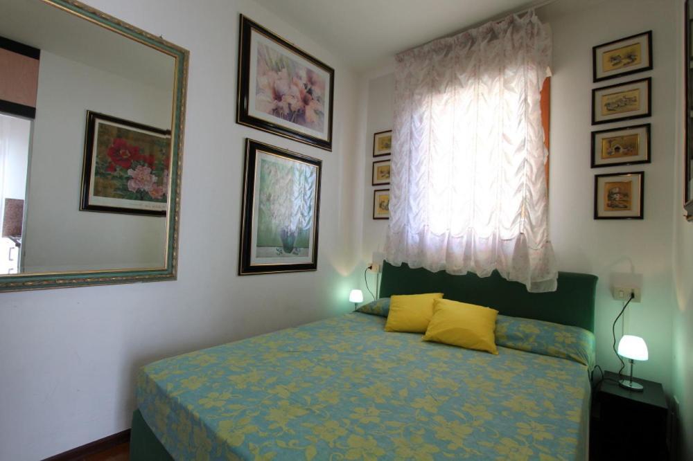 Residence Valbella Con Piscina Бибионе Экстерьер фото